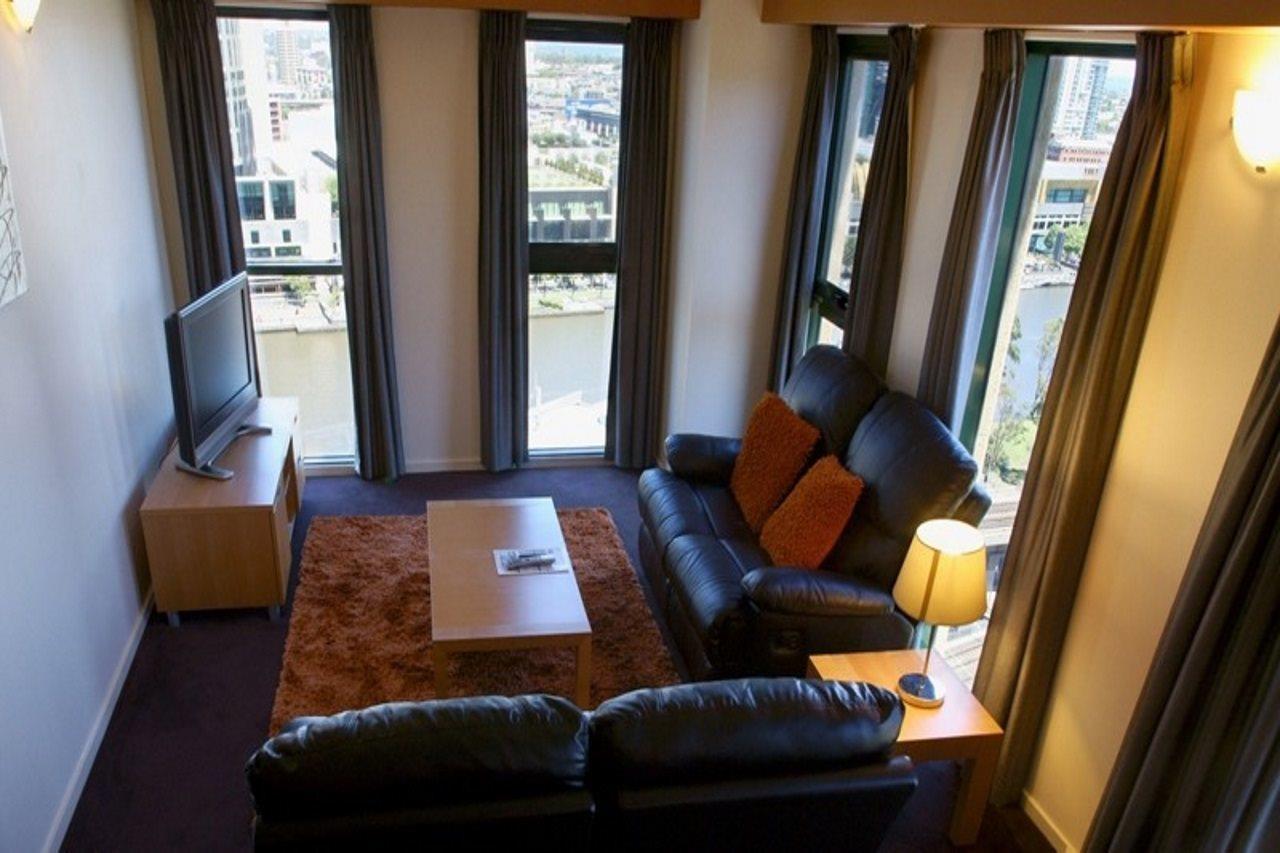 Riverside Apartments Melbourne Buitenkant foto