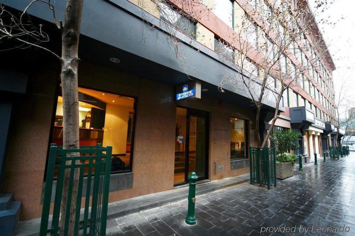 Riverside Apartments Melbourne Buitenkant foto